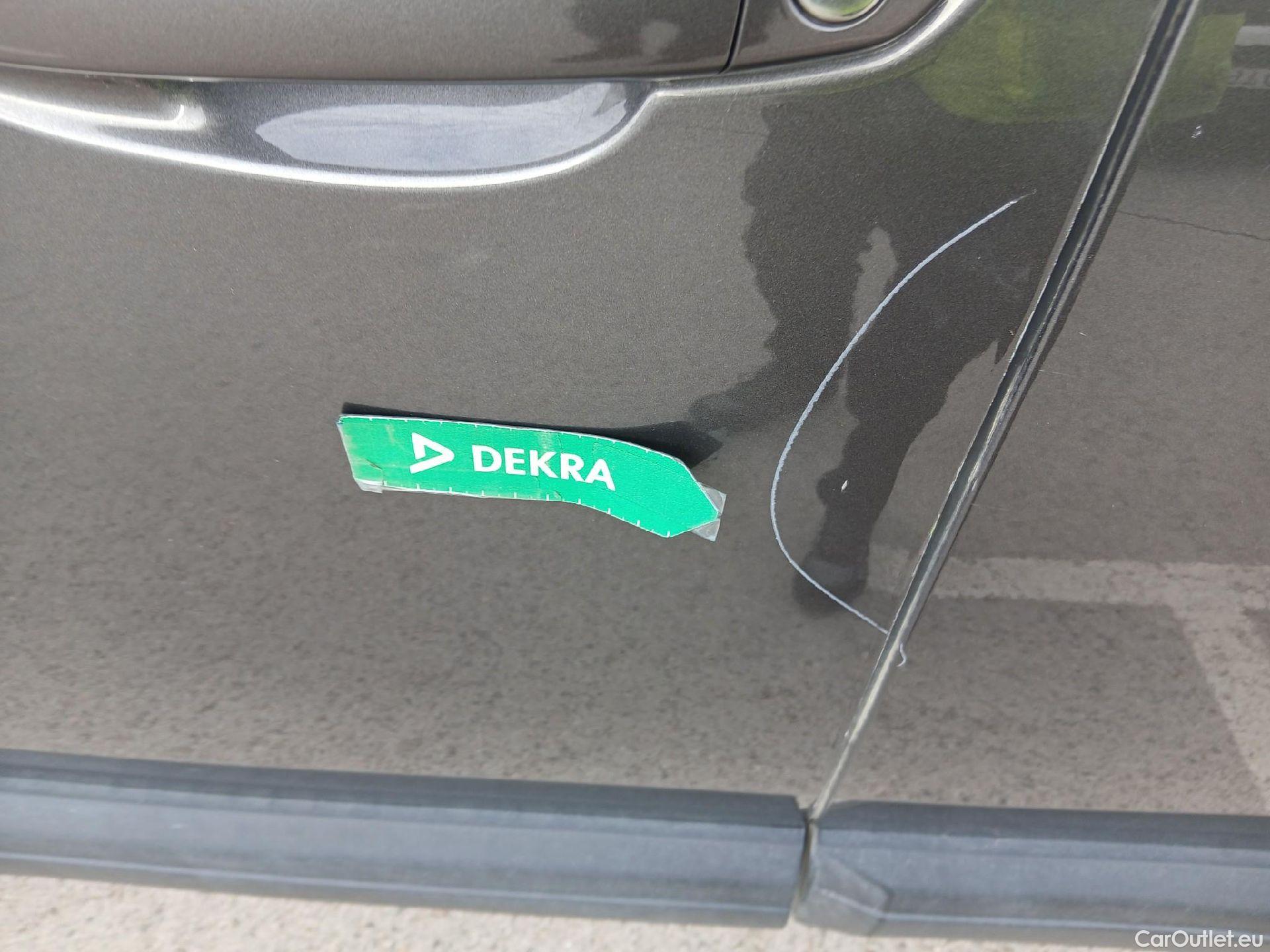  Peugeot  3008 PEUGEOT  / 2020 / 5P / todoterreno 1.5 BlueHDi 96kW (130CV) S&S Active Pack (AC3) #12