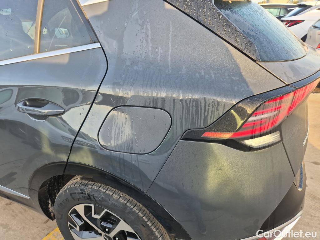  KIA  Sportage KIA  / 2022 / 5P / todoterreno 1.6 T-GDi HEV 158kW (215CV) Tech 4x2 #23