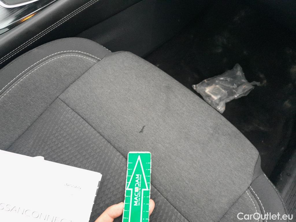  Nissan  Qashqai NISSAN  / 2021 / 5P / todoterreno DIG-T 103kW (140CV) mHEV 4x2 N-Connecta #3