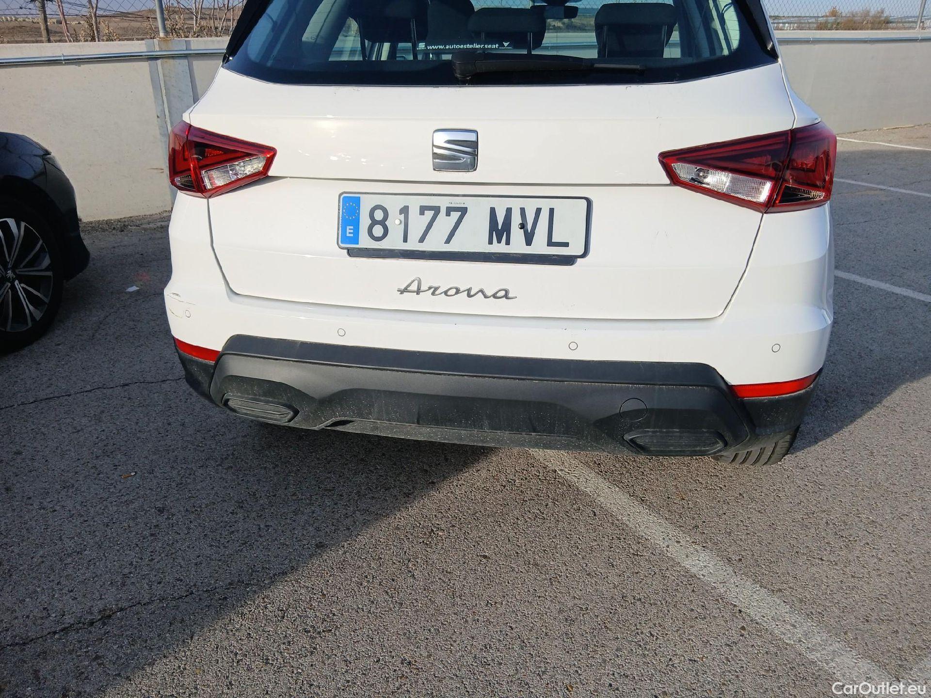  Seat  Arona  Style Special Edition 1.0 TSI 115CV AT7 E6d #8