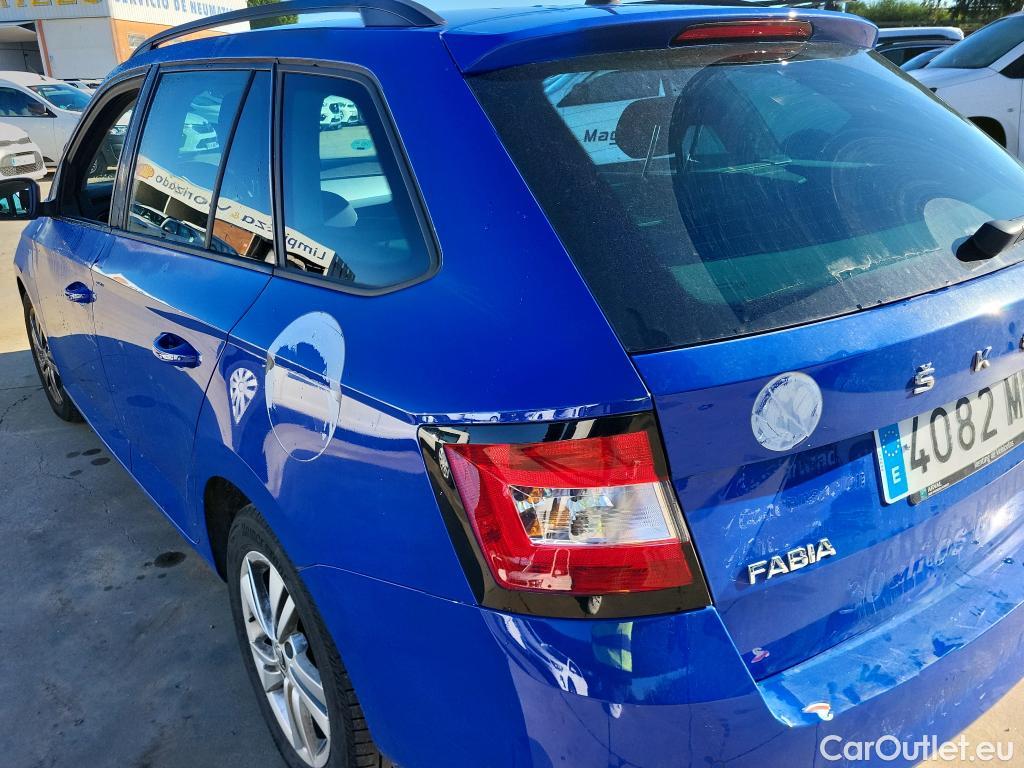  Skoda  Fabia SKODA  / 2018 / 5P / familiar 1.0 TSI 70KW (95CV) Ambition #4