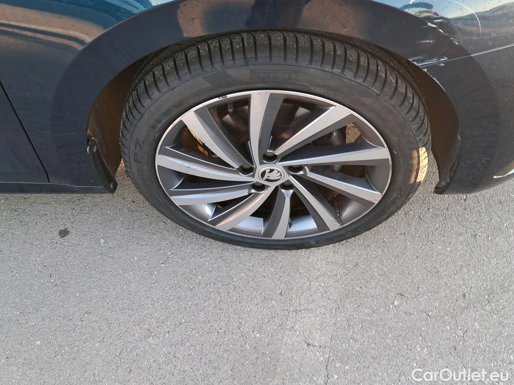  Skoda  Octavia  Berlina Style 2.0 TDI 150CV AT7 E6d #9