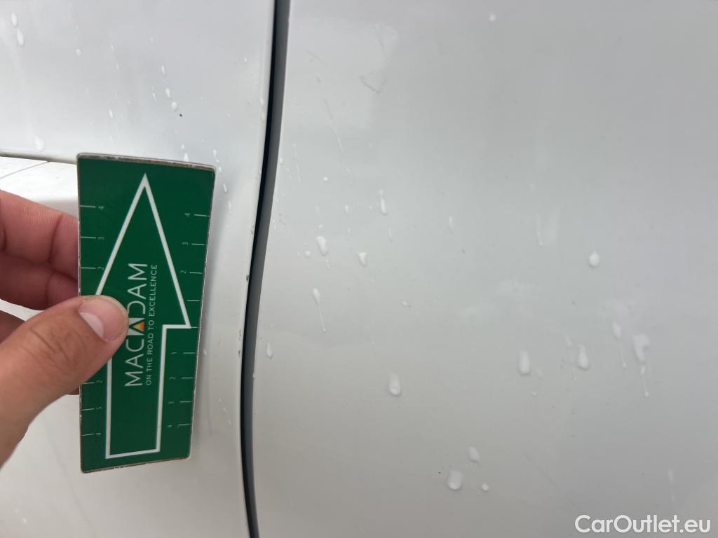  Hyundai  Tucson HYUNDAI  / 2018 / 5P / todoterreno 1.6 CRDI 85kW (116CV) 48V SLE 4X2(SP)(SL) #5