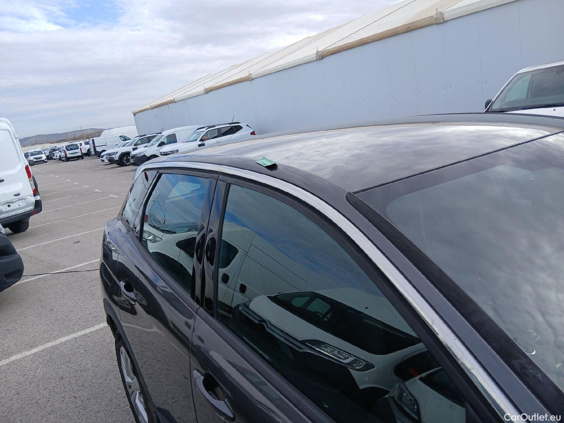  Peugeot  3008 PEUGEOT  / 2020 / 5P / todoterreno 1.5 BlueHDi 96kW (130CV) S&S Active Pack (AC3) #30