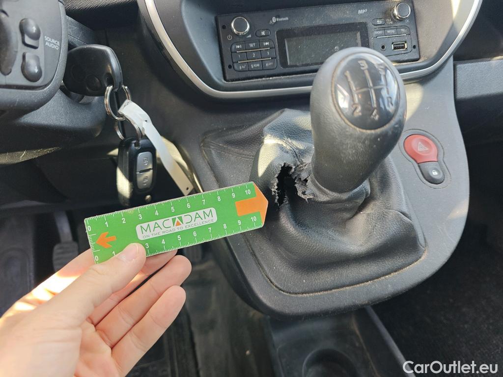  Renault  Kangoo RENAULT  Combi / 2013 / 4P / combi Profesional M1-AF En. dCi 66kW (90CV) E6 #16