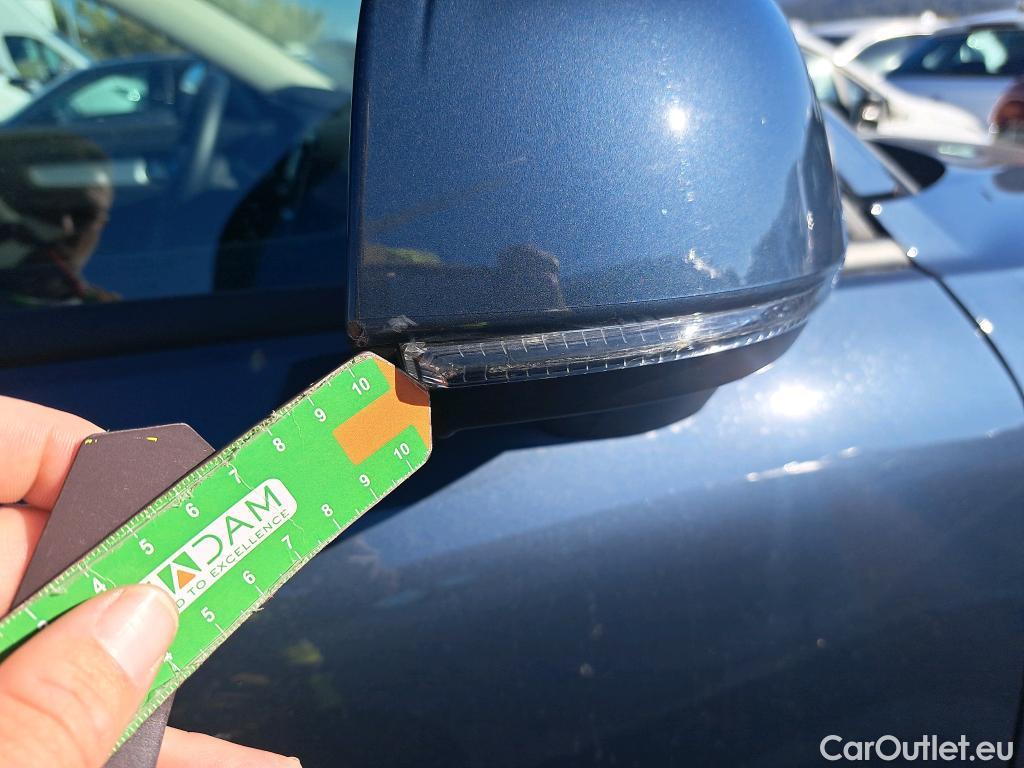  Volvo  XC 40 VOLVO XC40 / 2017 / 5P / todoterreno 2.0 B4 G AWD Momentum Pro Auto #21