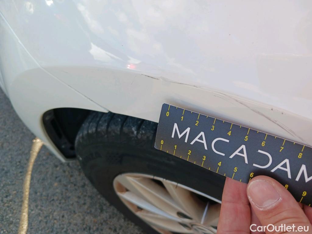  Volkswagen  Golf  VOLKSWAGEN 5p 7G berlina con portón Edition 1.6 TDI 110CV BMT #11