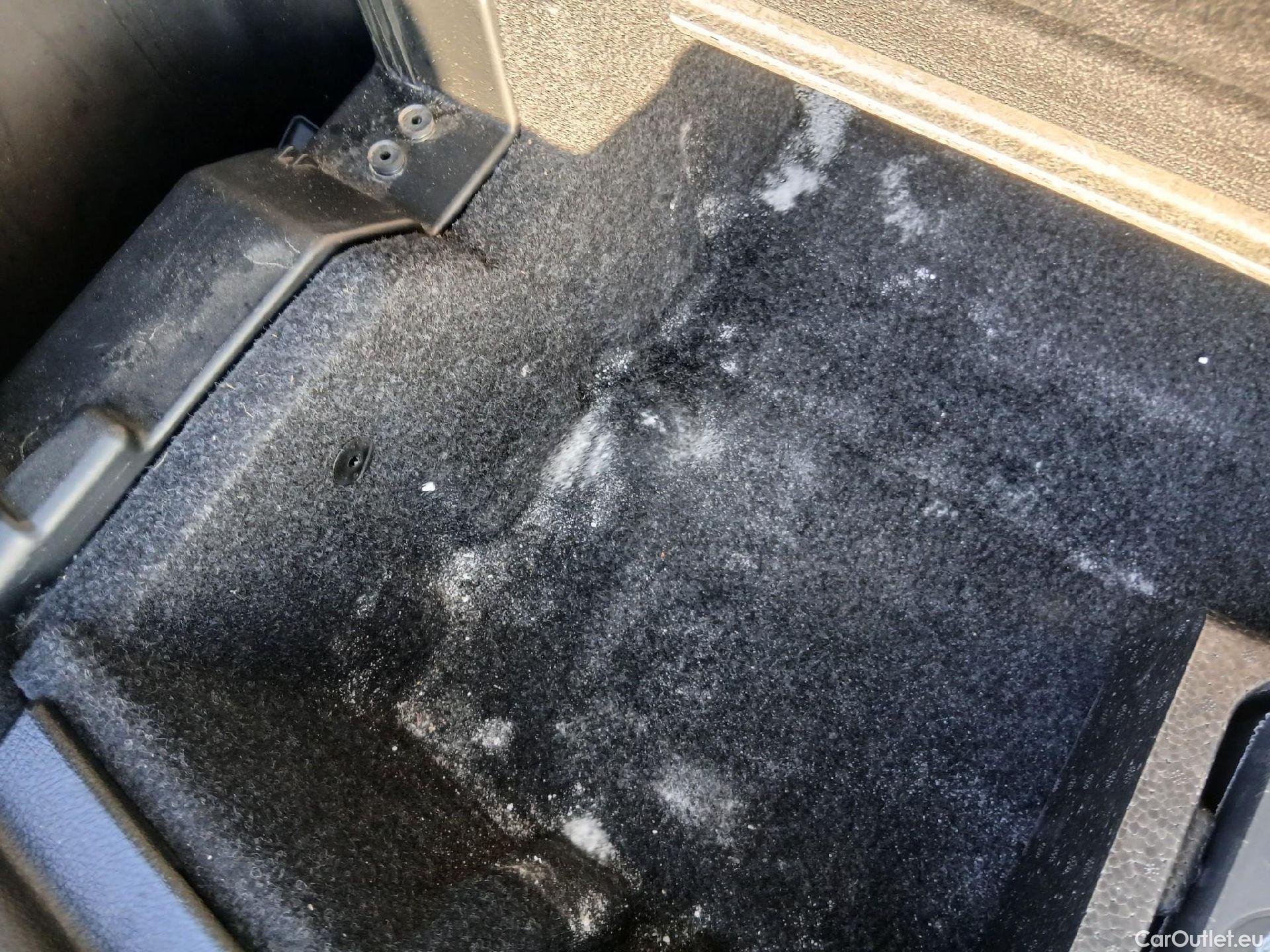  Bmw  Serie 2 BMW  Gran Tourer/2018/5P/monovolumen compacto 218d xDrive #18