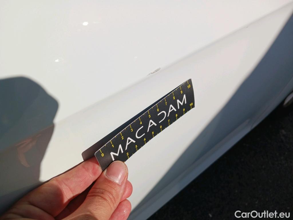  Volkswagen  Golf  VOLKSWAGEN 5p 7G berlina con portón Edition 1.6 TDI 110CV BMT #24