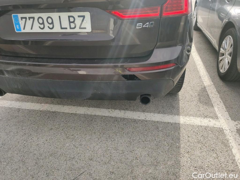  Volvo  XC60 VOLVO  / 2017 / 5P / todoterreno 2.0 B4 D4 AWD Business Plus Auto #1