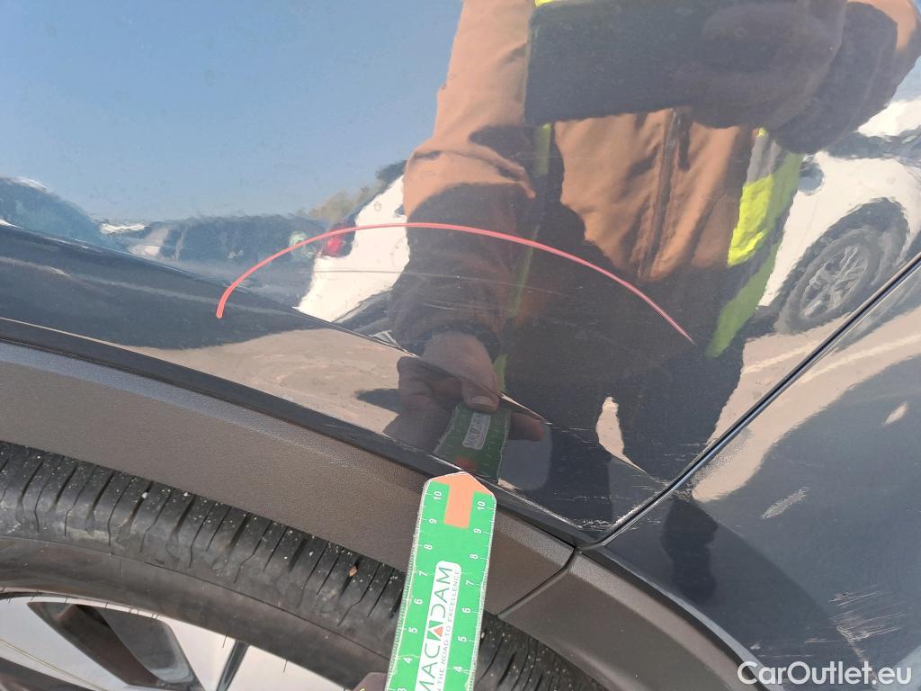  Volvo  XC 40 VOLVO XC40 / 2017 / 5P / todoterreno 2.0 B4 G AWD Momentum Pro Auto #6