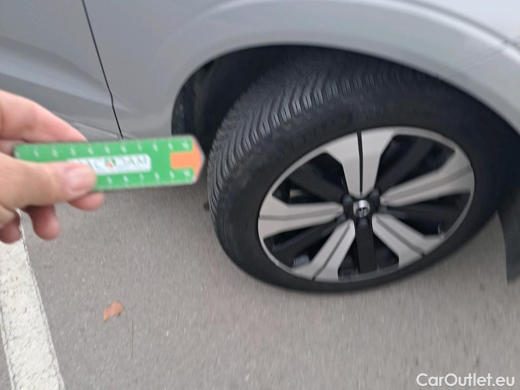  Volvo  XC60  Plus Bright Recharge Plug-In Hybrid AWD 2.0 T6 400CV AT8 E6d #3