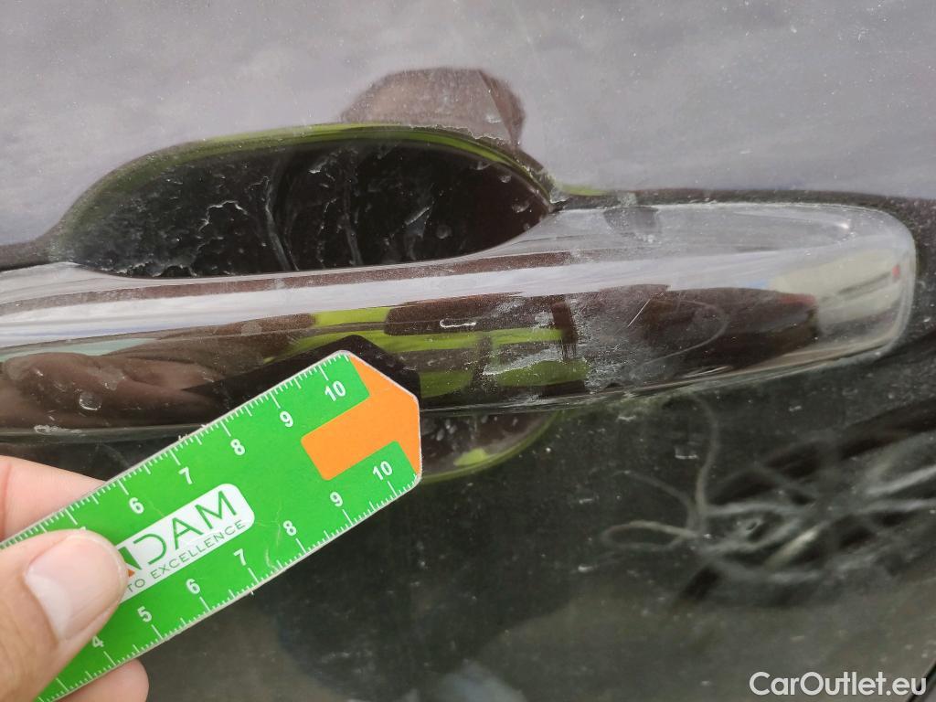  Volvo  XC60 VOLVO  / 2017 / 5P / todoterreno 2.0 B4 D4 AWD Business Plus Auto #27