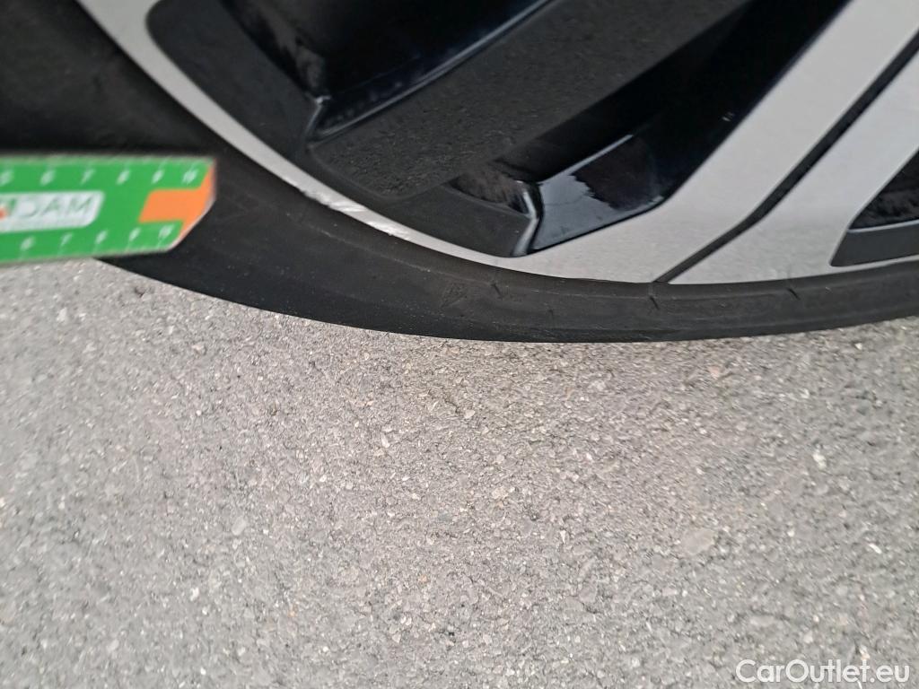  Volvo  XC60  Plus Bright Recharge Plug-In Hybrid AWD 2.0 T6 400CV AT8 E6d #4