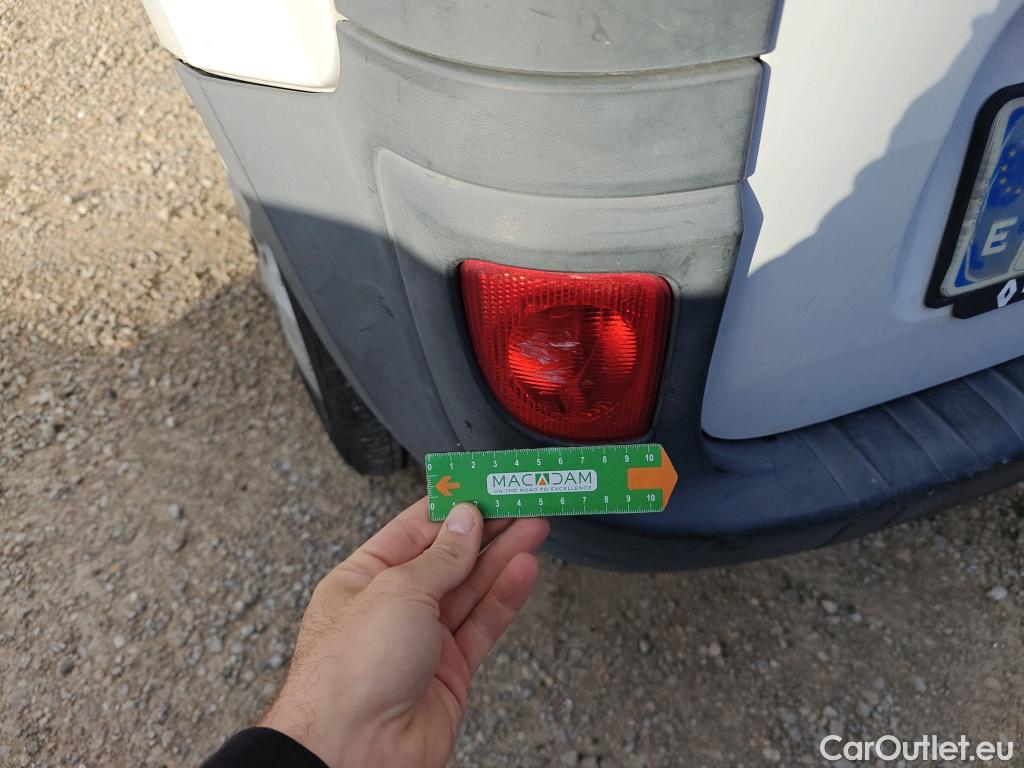  Renault  Kangoo RENAULT  Combi / 2013 / 4P / combi Profesional M1-AF En. dCi 66kW (90CV) E6 #46