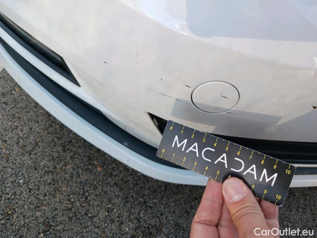  Volkswagen  Golf  VOLKSWAGEN 5p 7G berlina con portón Edition 1.6 TDI 110CV BMT #15