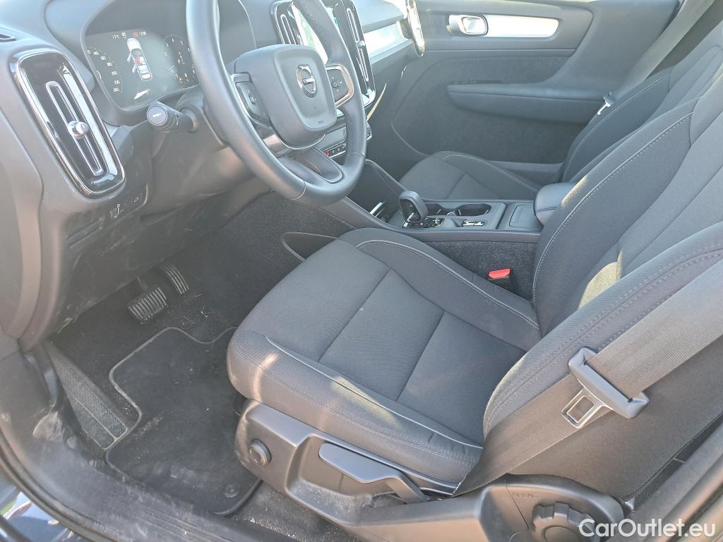  Volvo  XC 40 VOLVO XC40 / 2017 / 5P / todoterreno 2.0 B4 G AWD Momentum Pro Auto #17