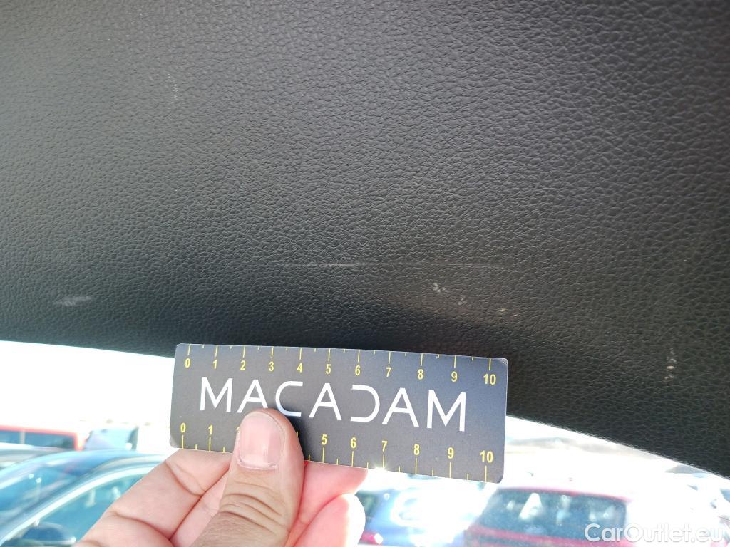  Volkswagen  Golf  VOLKSWAGEN 5p 7G berlina con portón Edition 1.6 TDI 110CV BMT #9