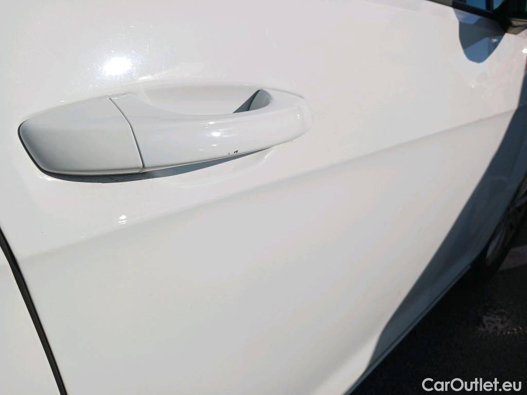  Volkswagen  Golf  VOLKSWAGEN 5p 7G berlina con portón Edition 1.6 TDI 110CV BMT #17