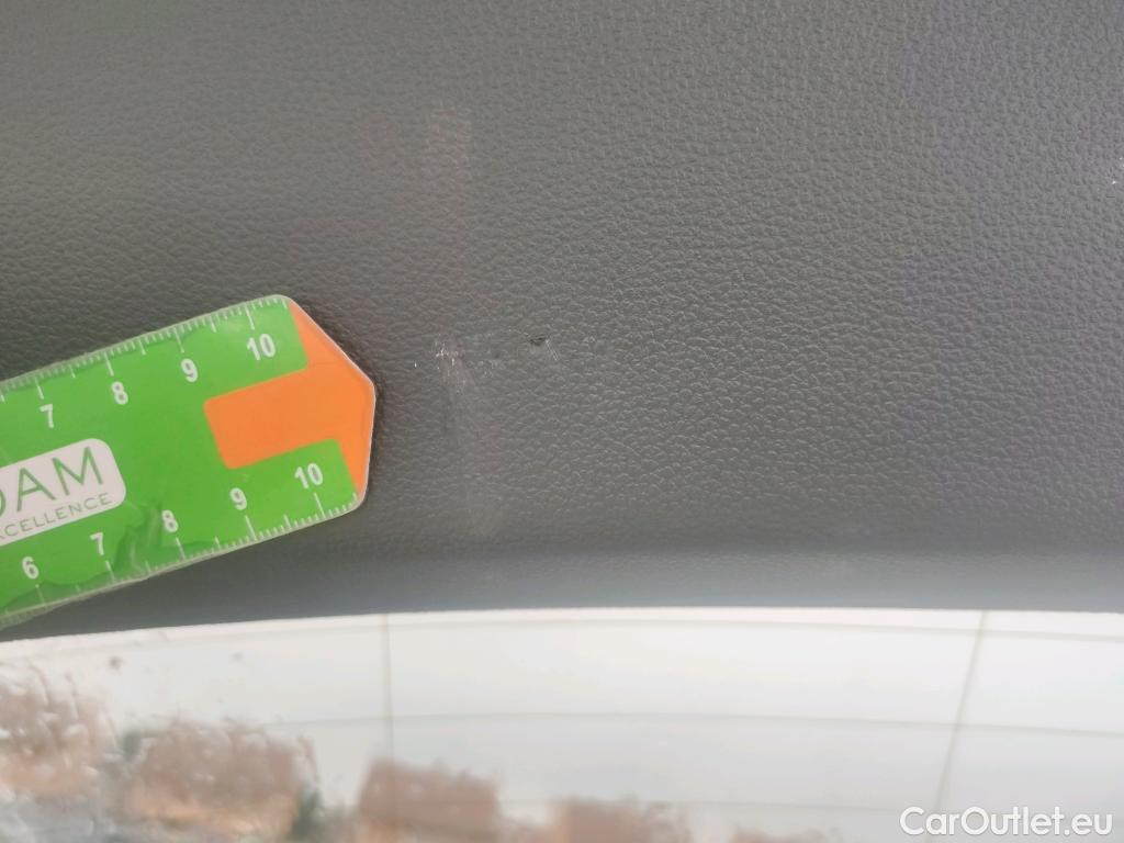  Volkswagen  T-ROC VOLKSWAGEN  / 2017 / 5P / todoterreno Advance 2.0 TDI 85kW (115CV) #4