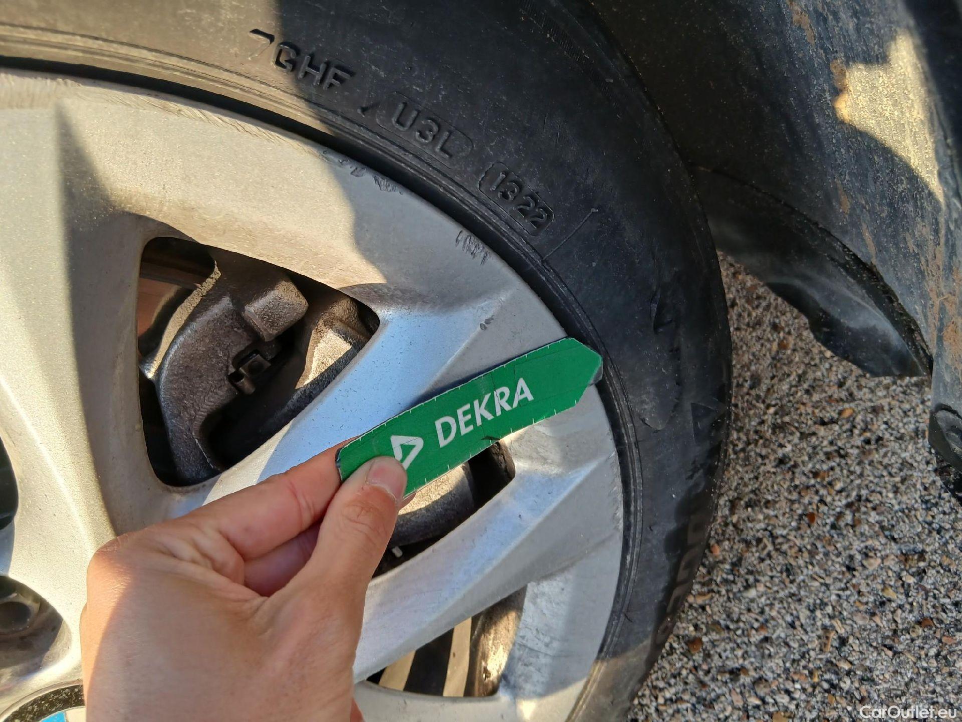  Bmw  Serie 2 BMW  Gran Tourer/2018/5P/monovolumen compacto 218d xDrive #1