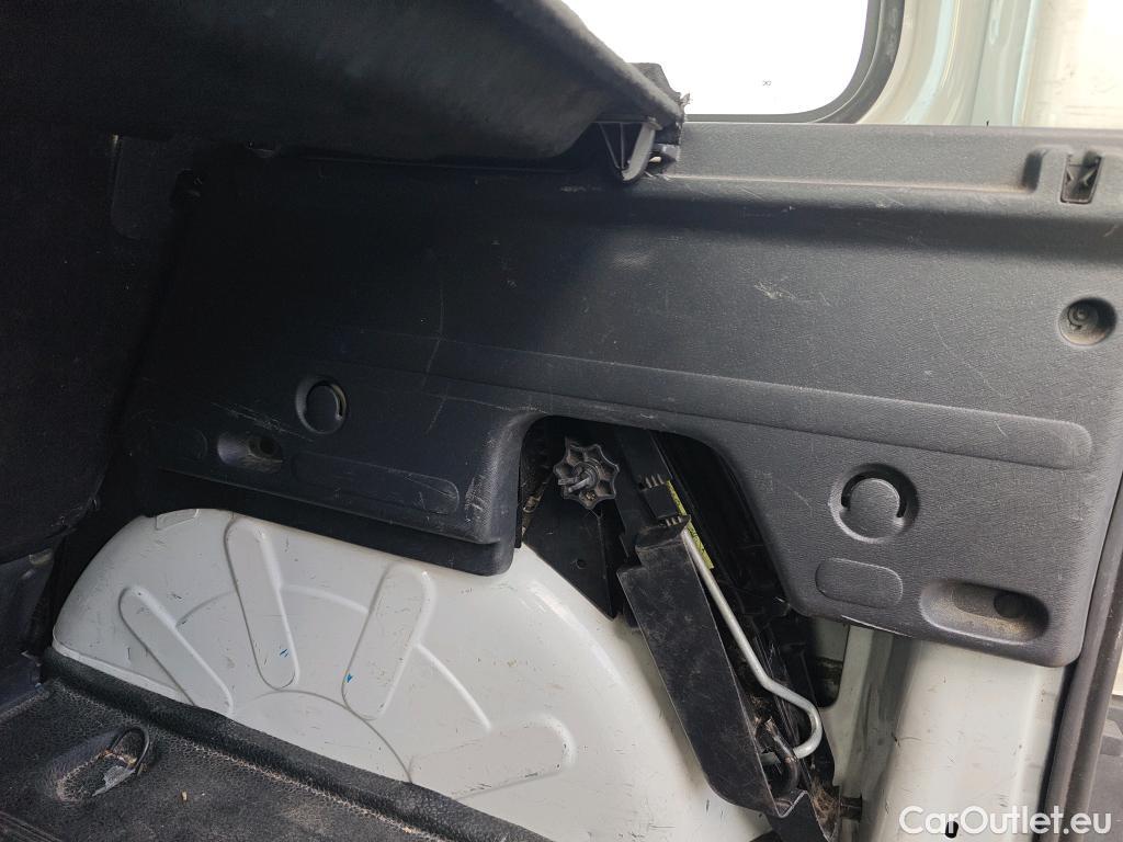  Renault  Kangoo RENAULT  Combi / 2013 / 4P / combi Profesional M1-AF En. dCi 66kW (90CV) E6 #63