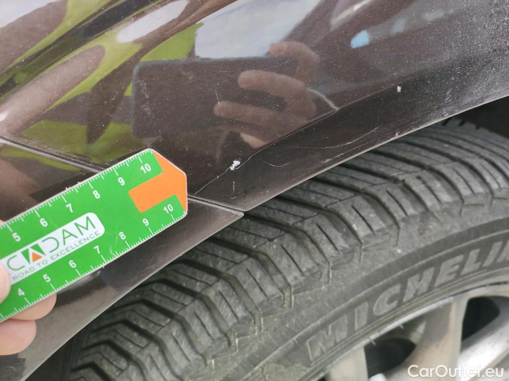  Volvo  XC60 VOLVO  / 2017 / 5P / todoterreno 2.0 B4 D4 AWD Business Plus Auto #14