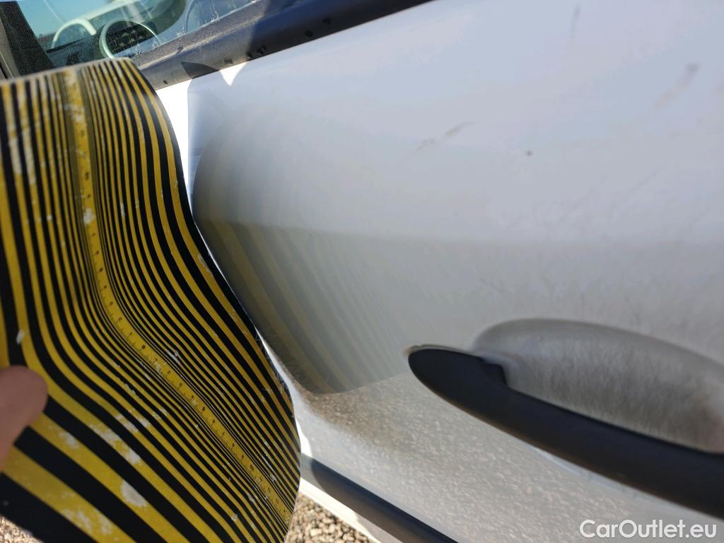  Renault  Kangoo RENAULT  Combi / 2013 / 4P / combi Profesional M1-AF En. dCi 66kW (90CV) E6 #8