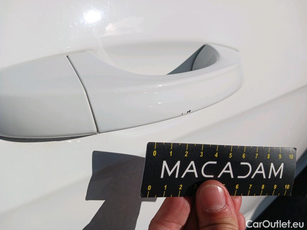  Volkswagen  Golf  VOLKSWAGEN 5p 7G berlina con portón Edition 1.6 TDI 110CV BMT #18