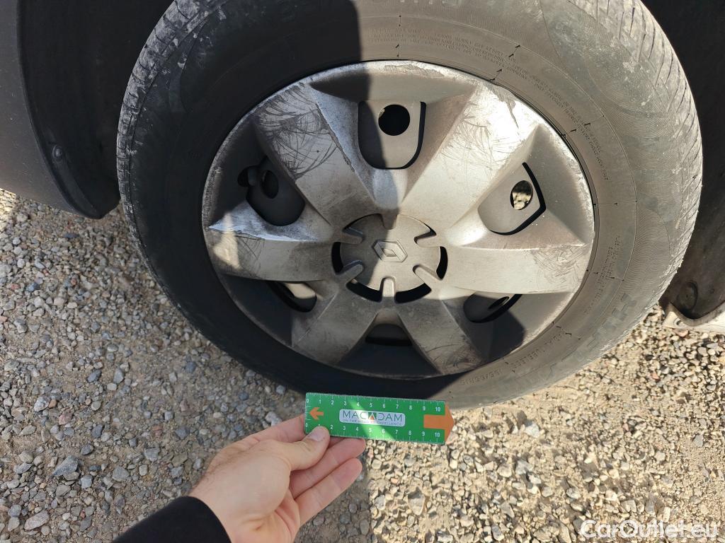  Renault  Kangoo RENAULT  Combi / 2013 / 4P / combi Profesional M1-AF En. dCi 66kW (90CV) E6 #64