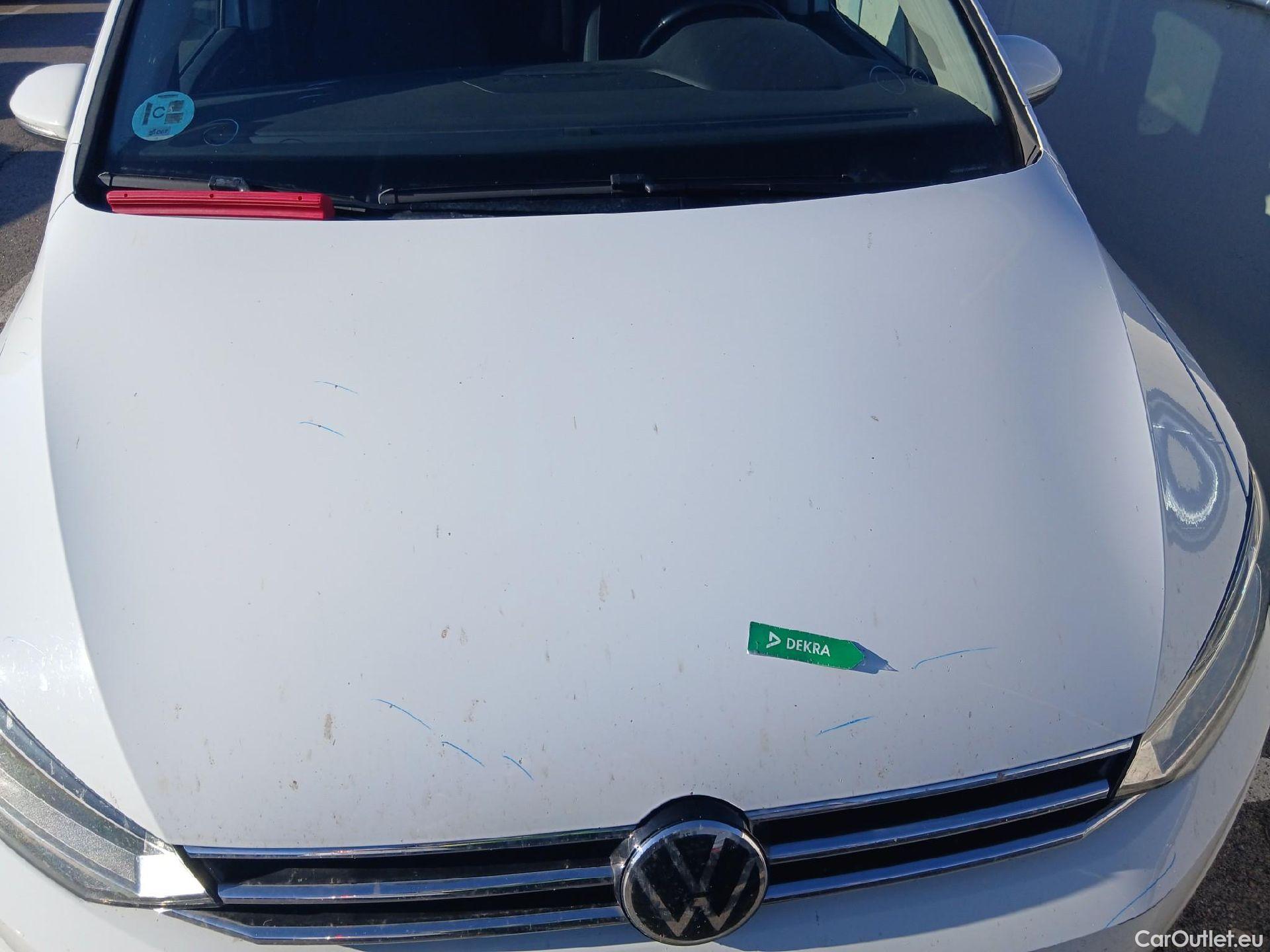  Volkswagen  Touran VOLKSWAGEN  / 2015 / 5P / monovolumen compacto Advance 2.0 TDI 90kW (122CV) #7