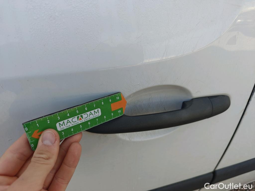  Renault  Kangoo RENAULT  Combi / 2013 / 4P / combi Profesional M1-AF En. dCi 66kW (90CV) E6 #77