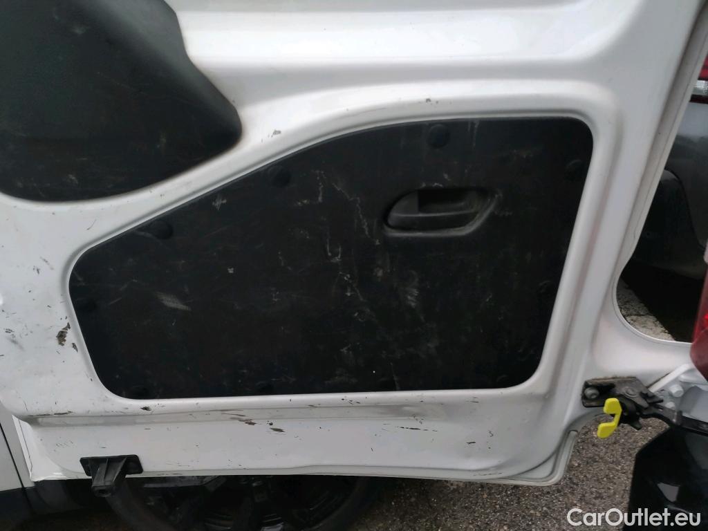  Peugeot  RIFTER PEUGEOT  / 2018 / 4P / combi Active Standard BlueHDi 73kW (IND) (CX2) #14