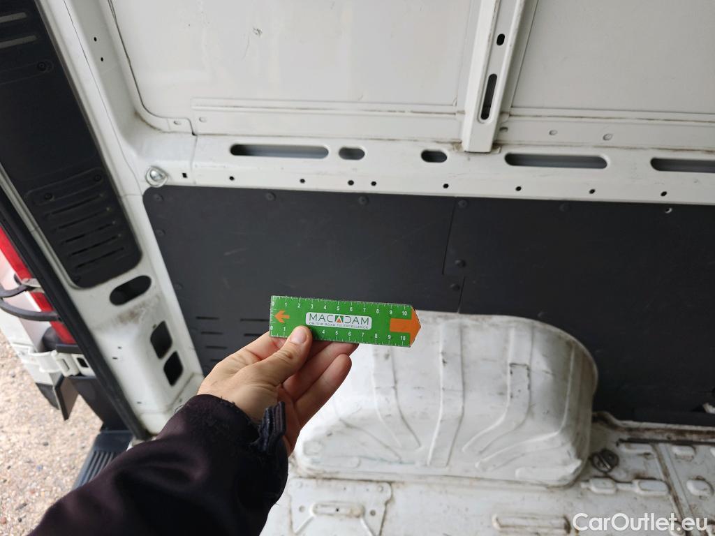  Peugeot  Boxer PEUGEOT  / 2014 / 4P / furgón Pack 335 L3H2 BlueHDi 96KW (130CV) #52