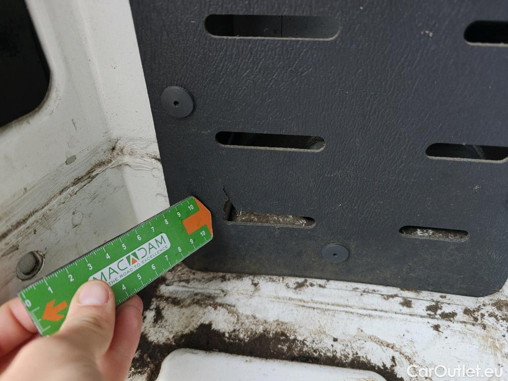  Peugeot  Boxer PEUGEOT  / 2014 / 4P / furgón Pack 335 L3H2 BlueHDi 96KW (130CV) #53