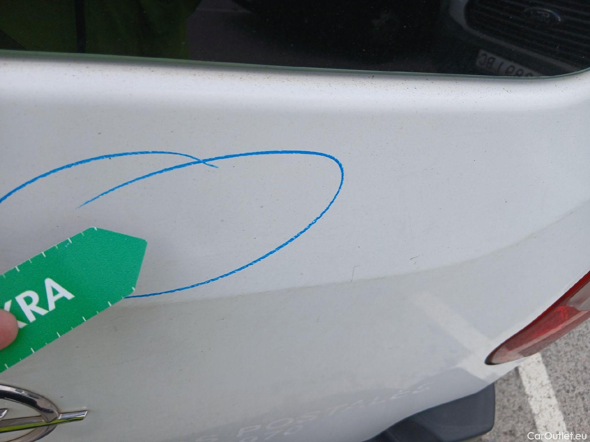  Opel  Combo OPEL  Life / 2018 / 4P / monovolumen compacto 1.5 TD 75kW (100CV) S/S Expression L #17