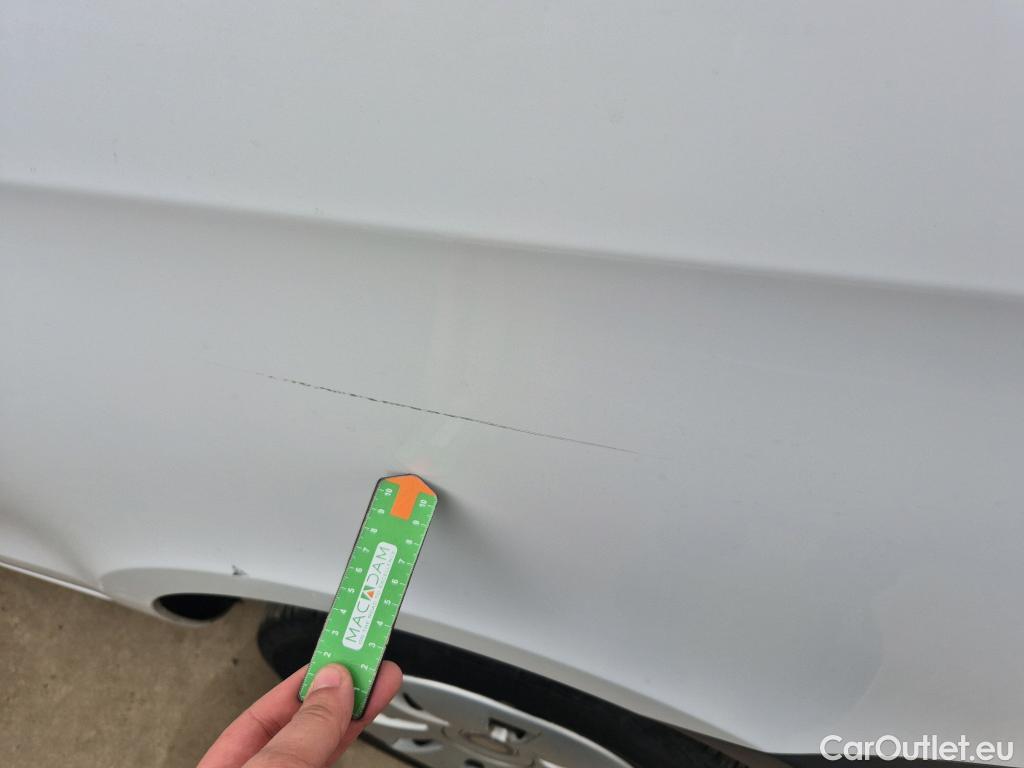  Mercedes  Vito MERCEDES-BENZ  / 2014 / 4P / furgón 110CDI 75kW furgón Pro compacta #2