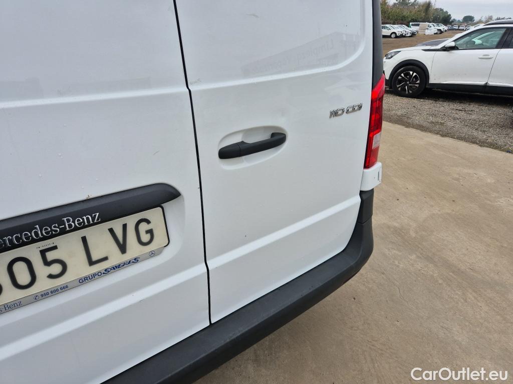  Mercedes  Vito MERCEDES-BENZ  / 2014 / 4P / furgón 110CDI 75kW furgón Pro compacta #17