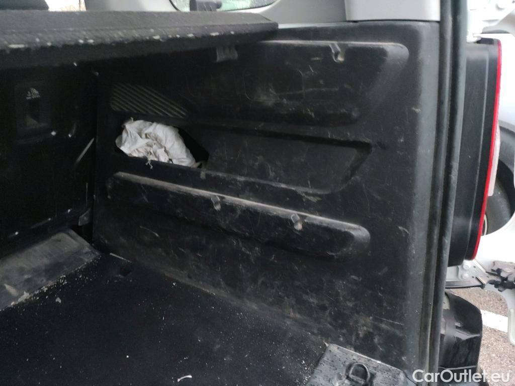  Peugeot  RIFTER PEUGEOT  / 2018 / 4P / combi Active Standard BlueHDi 73kW (IND) (CX2) #16