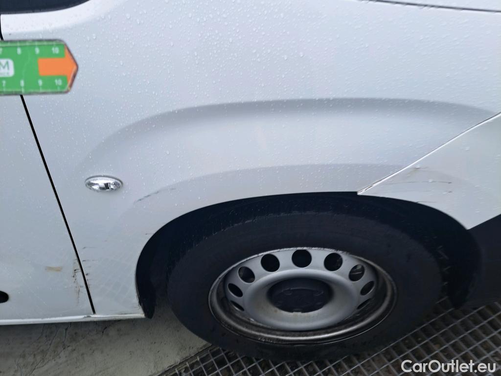  Citroen  Berlingo CITROEN  / 2018 / 4P / furgón derivado de turismo Doble Cab. Talla XL BlueHDi 100 CONTROL #36