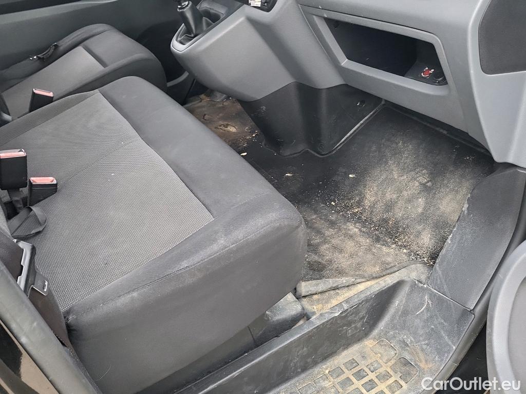  Opel  Vivaro OPEL  / 2019 / 4P / combi 1.5 Diésel 88kW (120CV) L Std Express #66