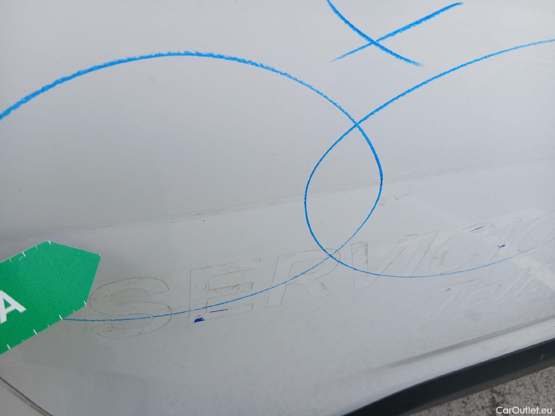  Opel  Combo OPEL  Life / 2018 / 4P / monovolumen compacto 1.5 TD 75kW (100CV) S/S Expression L #21