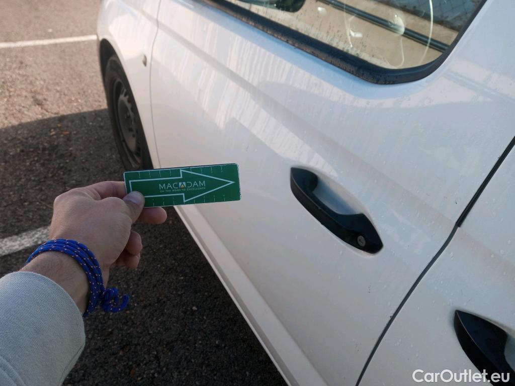  Volkswagen  Caddy VOLKSWAGEN  / 2020 / 4P / combi Kombi 2.0 TDI 75kW (102CV) (CX) #12