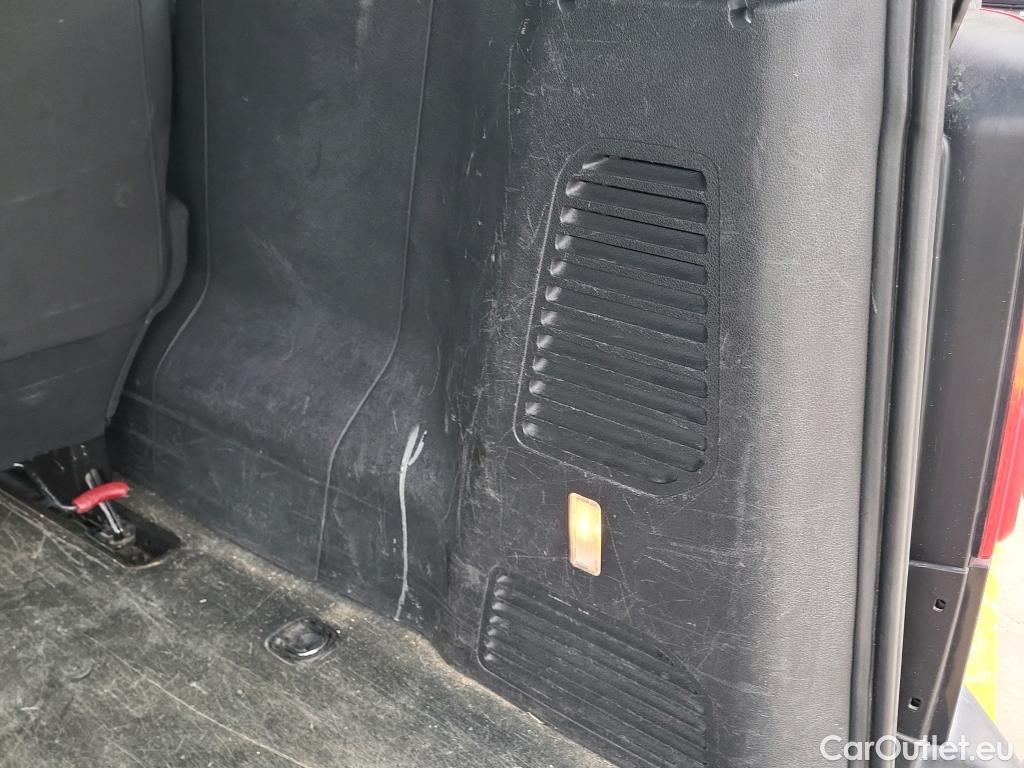  Opel  Vivaro OPEL  / 2019 / 4P / combi 1.5 Diésel 88kW (120CV) L Std Express #45