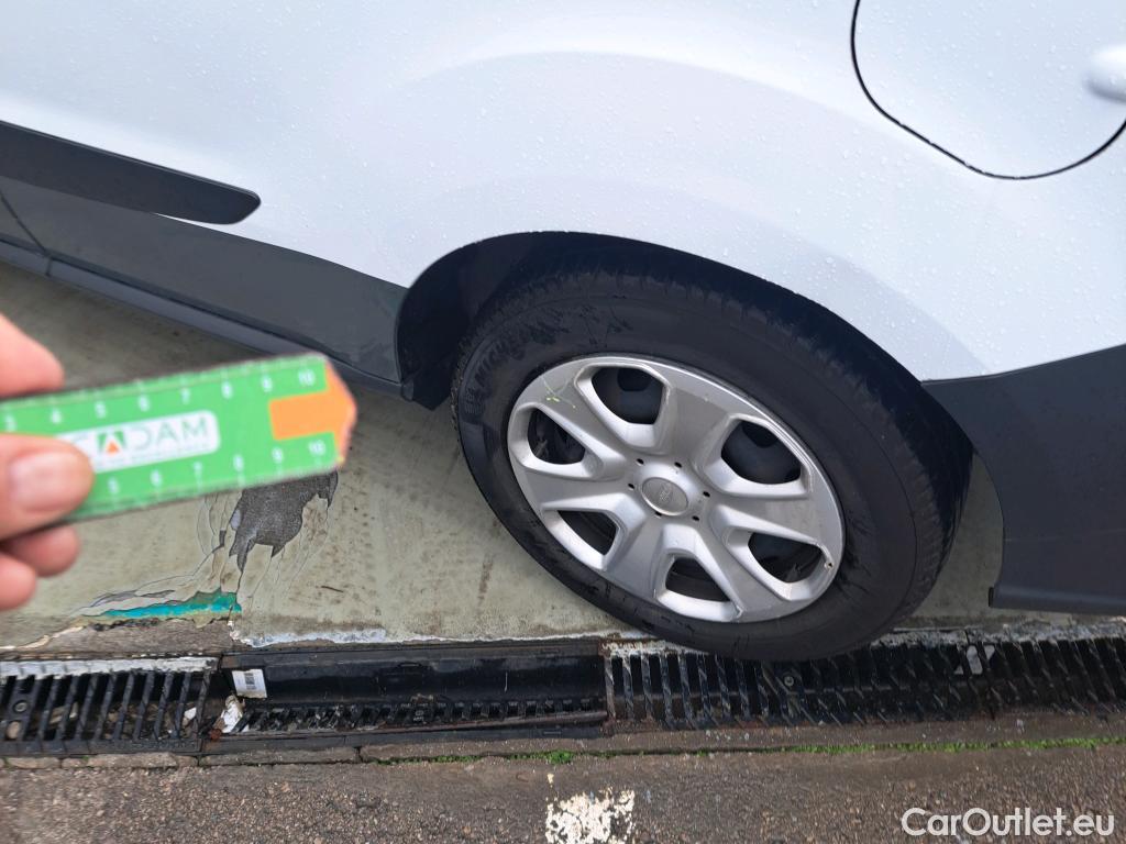  Ford  Transit FORD  Courier/2014/4P/furgón der.turis Van 1.5 TDCi 56kW Trend #20