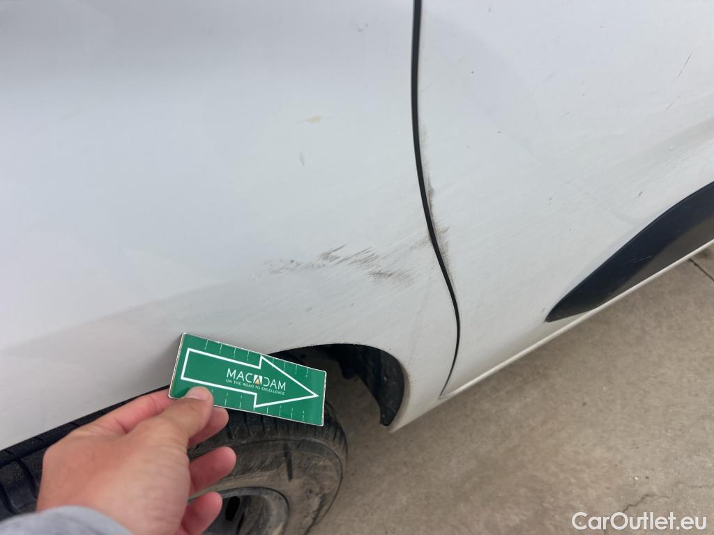  Peugeot  Partner PEUGEOT  / 2018 / 3P / furgón derivado de turismo Pro Standard 600kg BlueHDi 73kW #20