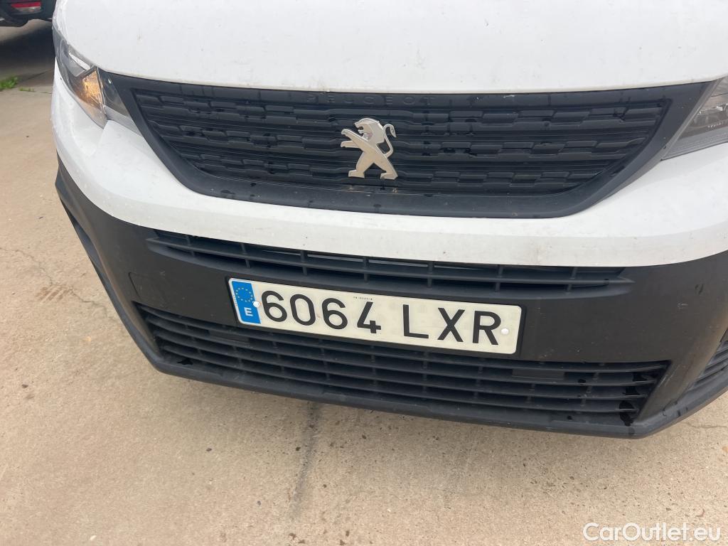  Peugeot  Partner PEUGEOT  / 2018 / 3P / furgón derivado de turismo Pro Standard 600kg BlueHDi 73kW #11