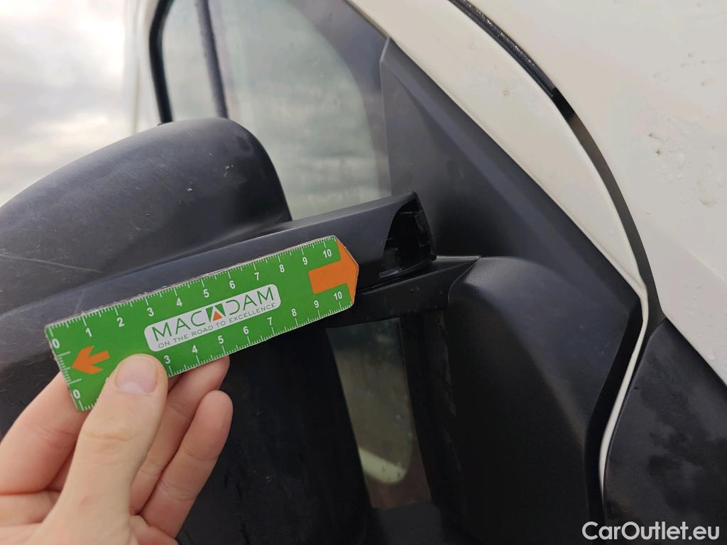  Peugeot  Boxer PEUGEOT  / 2014 / 4P / furgón Pack 335 L3H2 BlueHDi 96KW (130CV) #68