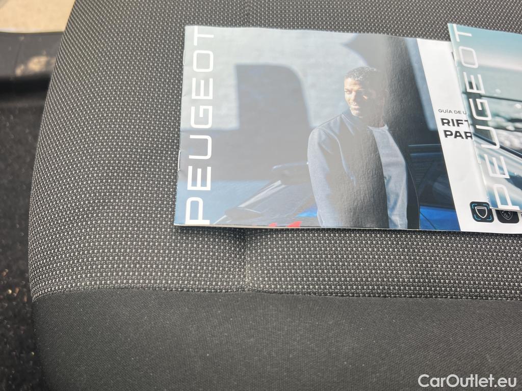  Peugeot  Partner PEUGEOT  / 2018 / 3P / furgón derivado de turismo Pro Standard 600kg BlueHDi 73kW #2