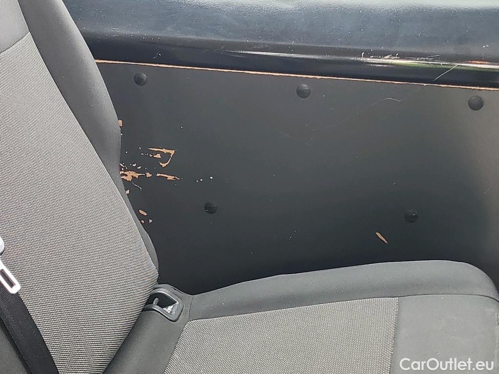  Opel  Vivaro OPEL  / 2019 / 4P / combi 1.5 Diésel 88kW (120CV) L Std Express #44